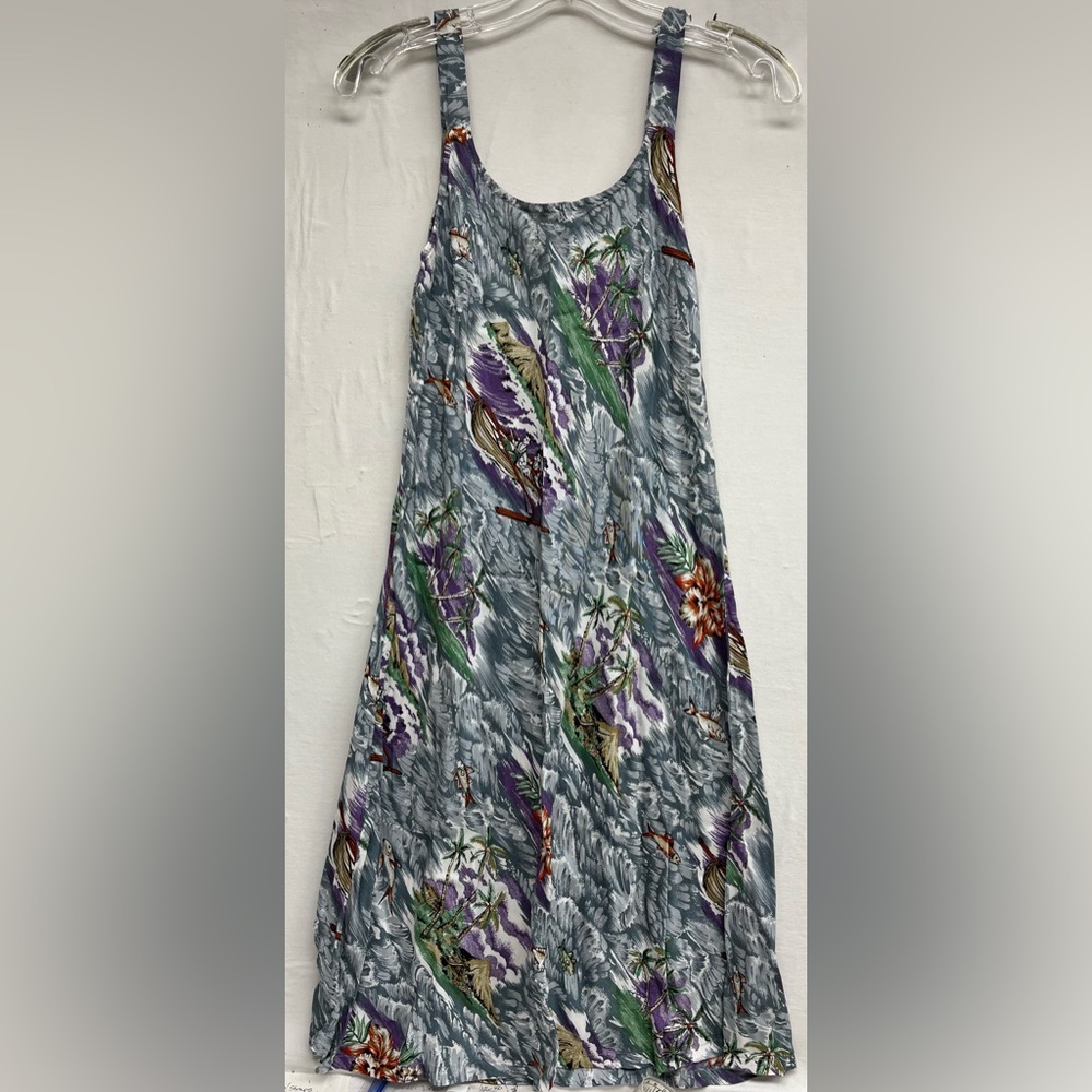 Vintage 90s Novelty Scenic Print Sundress S
Tropical, Beach, 70’s vibe, Festival